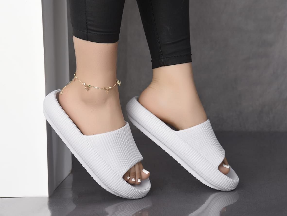 ¡Pantufla Espacial Eva! Nueva colección ☀️ Tendencia!